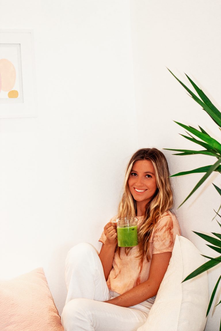 About – VIBRANT & PURE